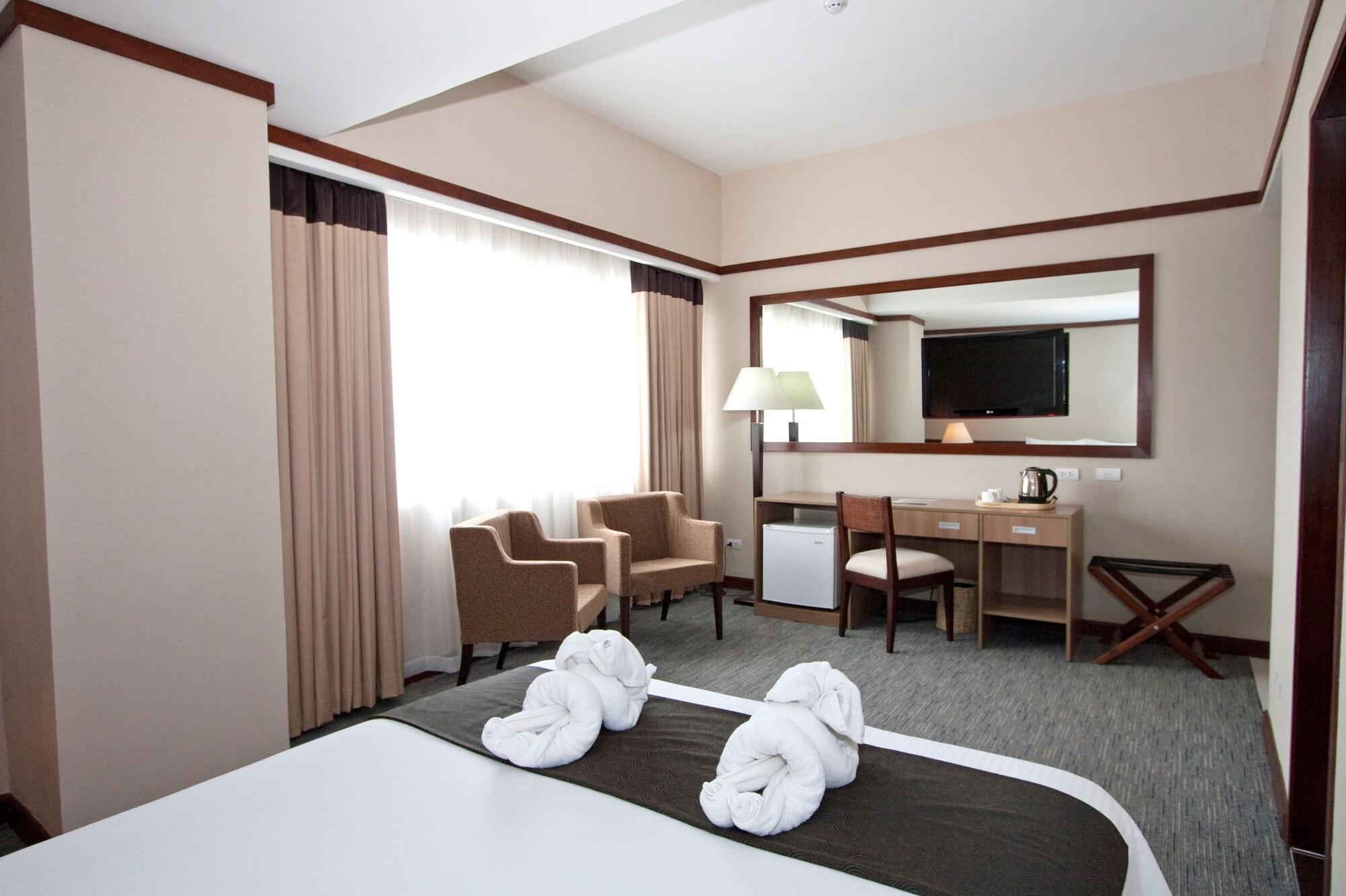 סבו Dohera Hotel מראה חיצוני תמונה